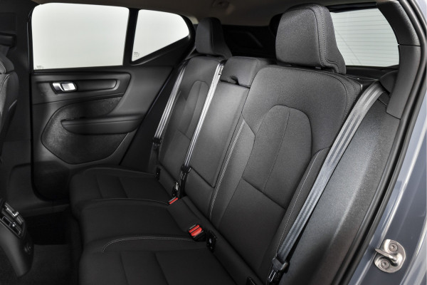 Volvo XC40 1.5 T4 Plug-in hybrid Inscription Expression | Dig. Cockpit | Adapt. Cruise | Stoel-+Stuurverw. | PDC | 360 Camera | NAV + App. Connect | ECC | Elek. Klep | LM 19" | 8514