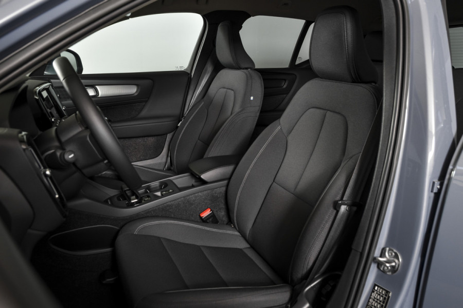 Volvo XC40 1.5 T4 Plug-in hybrid Inscription Expression | Dig. Cockpit | Adapt. Cruise | Stoel-+Stuurverw. | PDC | 360 Camera | NAV + App. Connect | ECC | Elek. Klep | LM 19" | 8514