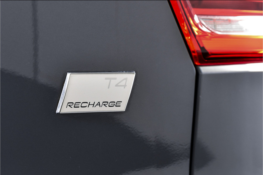 Volvo XC40 1.5 T4 Plug-in hybrid Inscription Expression | Dig. Cockpit | Adapt. Cruise | Stoel-+Stuurverw. | PDC | 360 Camera | NAV + App. Connect | ECC | Elek. Klep | LM 19" | 8514