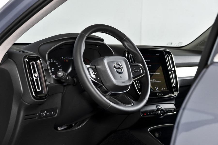 Volvo XC40 1.5 T4 Plug-in hybrid Inscription Expression | Dig. Cockpit | Adapt. Cruise | Stoel-+Stuurverw. | PDC | 360 Camera | NAV + App. Connect | ECC | Elek. Klep | LM 19" | 8514