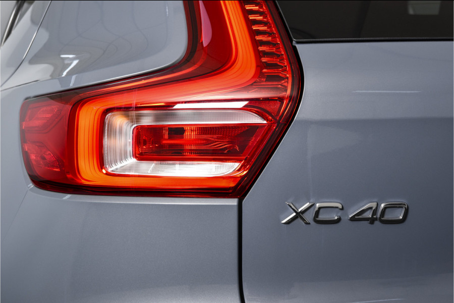 Volvo XC40 1.5 T4 Plug-in hybrid Inscription Expression | Dig. Cockpit | Adapt. Cruise | Stoel-+Stuurverw. | PDC | 360 Camera | NAV + App. Connect | ECC | Elek. Klep | LM 19" | 8514