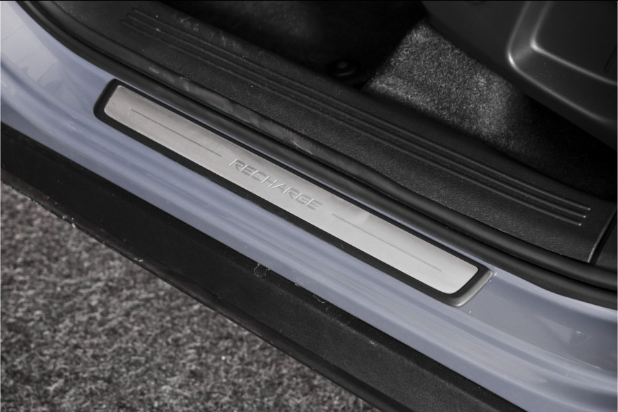 Volvo XC40 1.5 T4 Plug-in hybrid Inscription Expression | Dig. Cockpit | Adapt. Cruise | Stoel-+Stuurverw. | PDC | 360 Camera | NAV + App. Connect | ECC | Elek. Klep | LM 19" | 8514