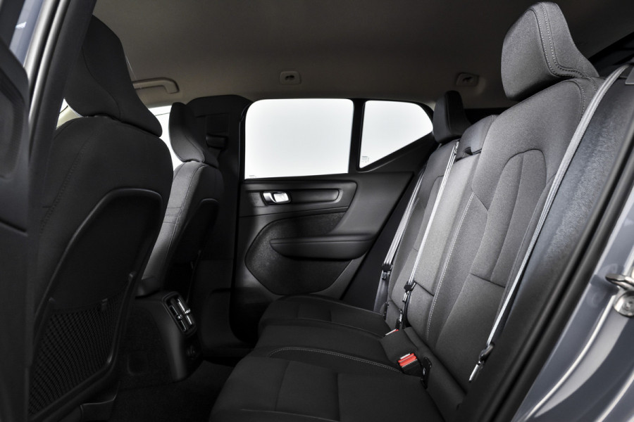 Volvo XC40 1.5 T4 Plug-in hybrid Inscription Expression | Dig. Cockpit | Adapt. Cruise | Stoel-+Stuurverw. | PDC | 360 Camera | NAV + App. Connect | ECC | Elek. Klep | LM 19" | 8514