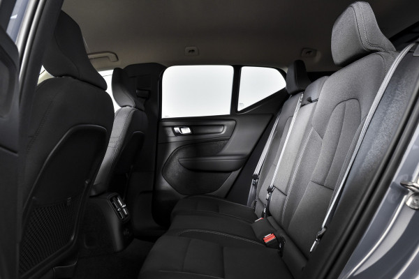 Volvo XC40 1.5 T4 Plug-in hybrid Inscription Expression | Dig. Cockpit | Adapt. Cruise | Stoel-+Stuurverw. | PDC | 360 Camera | NAV + App. Connect | ECC | Elek. Klep | LM 19" | 8514