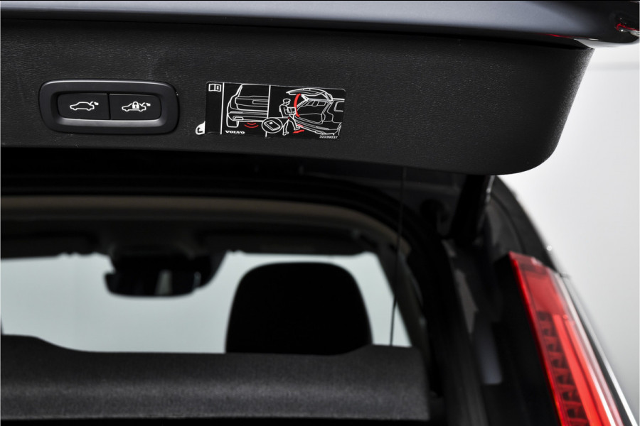Volvo XC40 1.5 T4 Plug-in hybrid Inscription Expression | Dig. Cockpit | Adapt. Cruise | Stoel-+Stuurverw. | PDC | 360 Camera | NAV + App. Connect | ECC | Elek. Klep | LM 19" | 8514