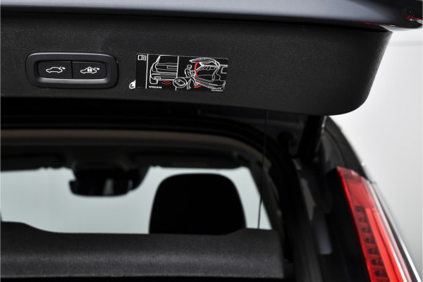 Volvo XC40 1.5 T4 Plug-in hybrid Inscription Expression | Dig. Cockpit | Adapt. Cruise | Stoel-+Stuurverw. | PDC | 360 Camera | NAV + App. Connect | ECC | Elek. Klep | LM 19" | 8514