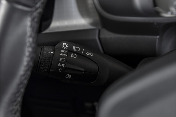 Volvo XC40 1.5 T4 Plug-in hybrid Inscription Expression | Dig. Cockpit | Adapt. Cruise | Stoel-+Stuurverw. | PDC | Camera | NAV + App. Connect | ECC | Elek. Klep | LM 18" | 4473