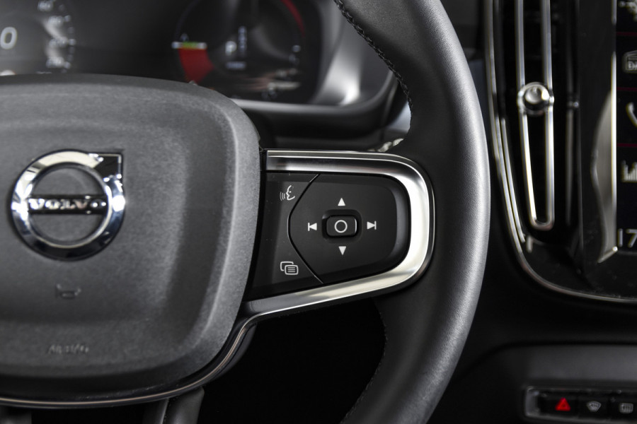 Volvo XC40 1.5 T4 Plug-in hybrid Inscription Expression | Dig. Cockpit | Adapt. Cruise | Stoel-+Stuurverw. | PDC | Camera | NAV + App. Connect | ECC | Elek. Klep | LM 18" | 4473