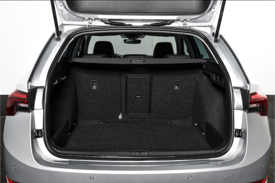 Škoda Octavia Combi 1.5 e-TSI 150 PK Business Edition - Automaat | Trekhaak | Cruise | Stoelverw. | PDC | Camera | NAV + App. Connect ECC | LM 17" |