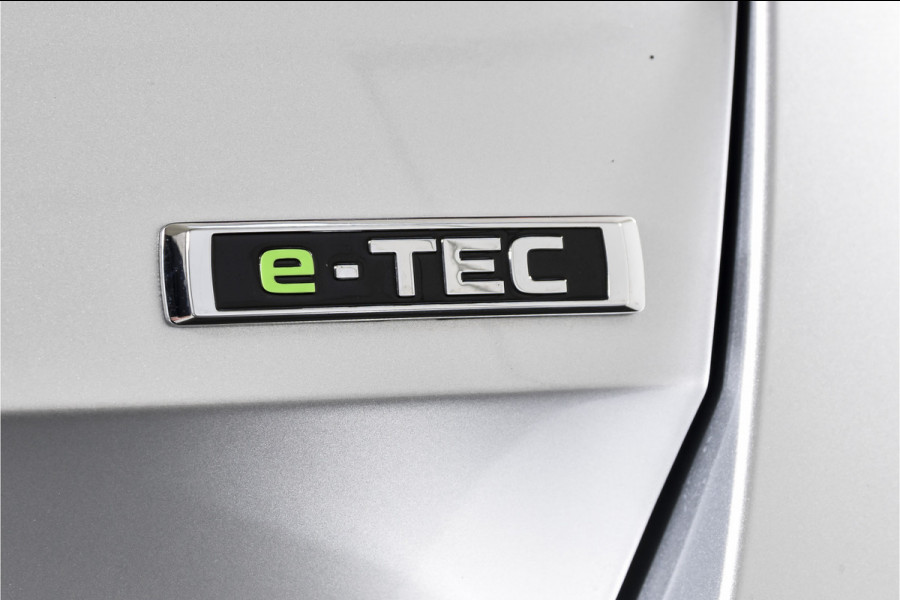 Škoda Octavia Combi 1.5 e-TSI 150 PK Business Edition - Automaat | Trekhaak | Cruise | Stoelverw. | PDC | Camera | NAV + App. Connect ECC | LM 17" |