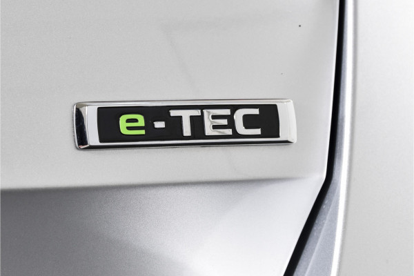 Škoda Octavia Combi 1.5 e-TSI 150 PK Business Edition - Automaat | Trekhaak | Cruise | Stoelverw. | PDC | Camera | NAV + App. Connect ECC | LM 17" |