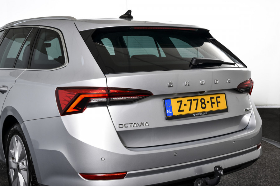 Škoda Octavia Combi 1.5 e-TSI 150 PK Business Edition - Automaat | Trekhaak | Cruise | Stoelverw. | PDC | Camera | NAV + App. Connect ECC | LM 17" |