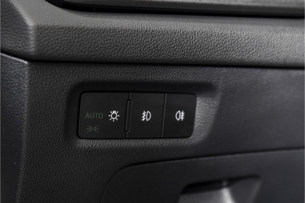 Škoda Octavia Combi 1.5 e-TSI 150 PK Business Edition - Automaat | Trekhaak | Cruise | Stoelverw. | PDC | Camera | NAV + App. Connect ECC | LM 17" |