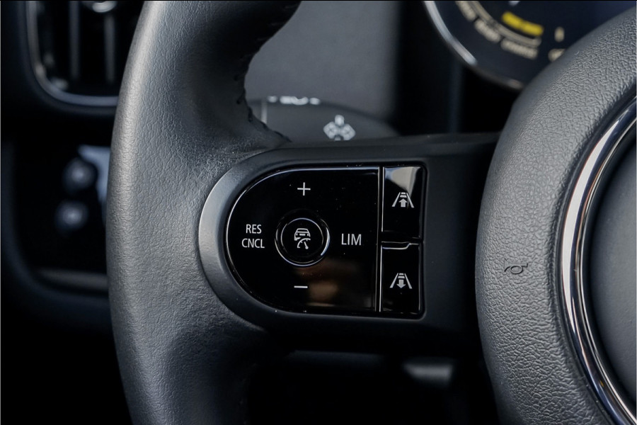 MINI Countryman Cooper S E ALL4 Classic Pano Leder Camera 19"
