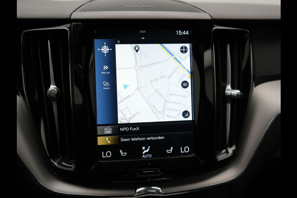Volvo XC60 T6 R-Design AWD | Panodak | Trekhaak af Fabriek | Adaptive Cruise |Sportstoelen Memory | L.M. 19" | Harman/Kardon | 360 Camera | Carplay | DAB | Stoel & Stuurverwarming |