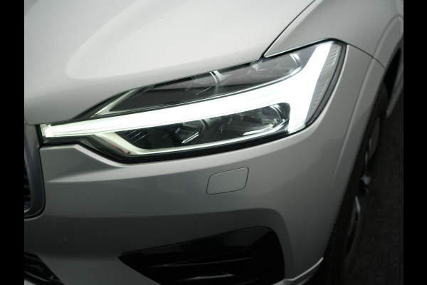 Volvo XC60 T6 R-Design AWD | Panodak | Trekhaak af Fabriek | Adaptive Cruise |Sportstoelen Memory | L.M. 19" | Harman/Kardon | 360 Camera | Carplay | DAB | Stoel & Stuurverwarming |