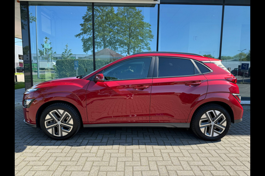 Hyundai Kona EV Comfort 64 kWh - Automaat - Navi - Climate - Parkeerhulp - Winterpakket