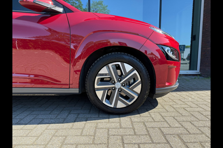 Hyundai Kona EV Comfort 64 kWh - Automaat - Navi - Climate - Parkeerhulp - Winterpakket