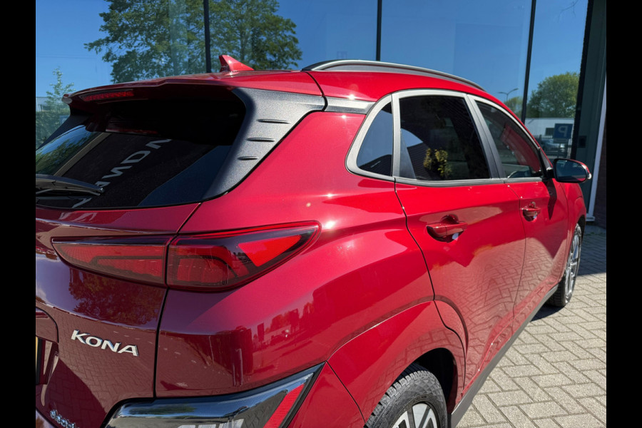 Hyundai Kona EV Comfort 64 kWh - Automaat - Navi - Climate - Parkeerhulp - Winterpakket