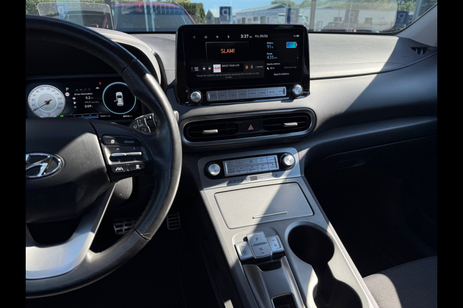 Hyundai Kona EV Comfort 64 kWh - Automaat - Navi - Climate - Parkeerhulp - Winterpakket