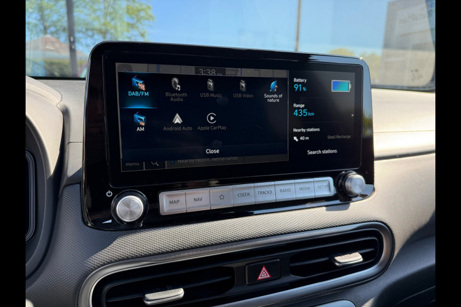 Hyundai Kona EV Comfort 64 kWh - Automaat - Navi - Climate - Parkeerhulp - Winterpakket