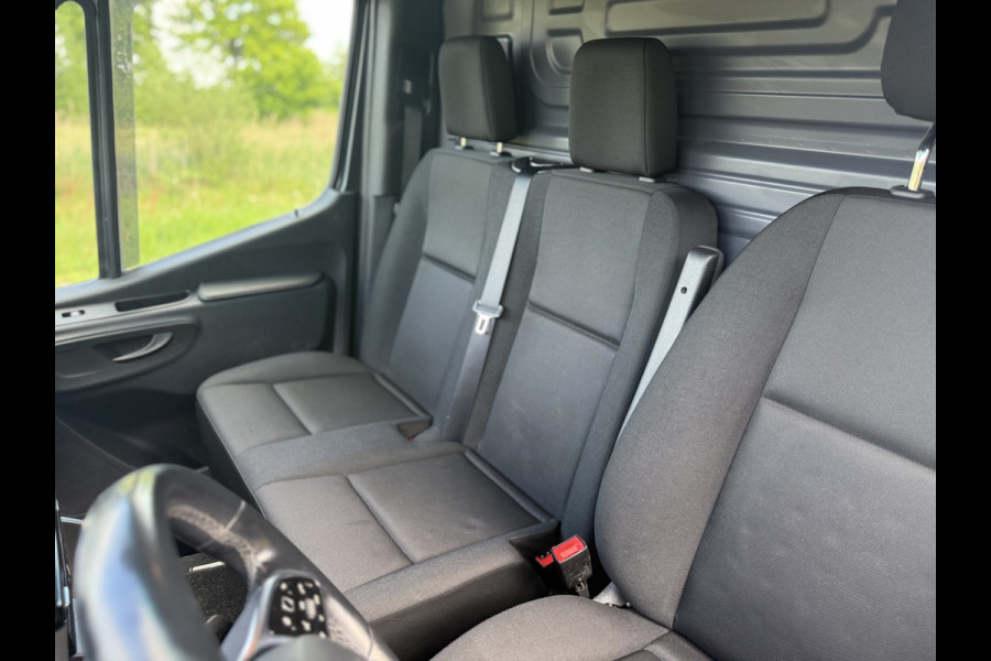 Mercedes-Benz Sprinter 319 3.0 CDI L2H2 DC EURO VI-D Geen BPM