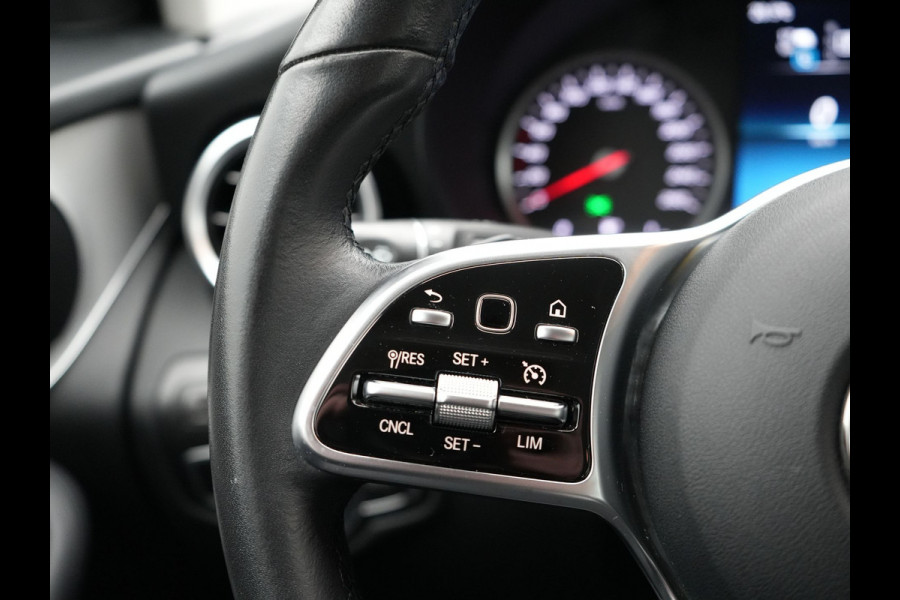 Mercedes-Benz GLC 300e 4MATIC Premium Plug In Hybrid 320pk PHEV | Trekhaak af fabriek | Apple Carplay | Keyless | DAB | Lederen Sportstoelen | Navi Full Map | BLIS |