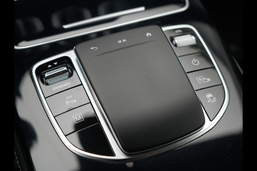 Mercedes-Benz GLC 300e 4MATIC Premium Plug In Hybrid 320pk PHEV | Trekhaak af fabriek | Apple Carplay | Keyless | DAB | Lederen Sportstoelen | Navi Full Map | BLIS |