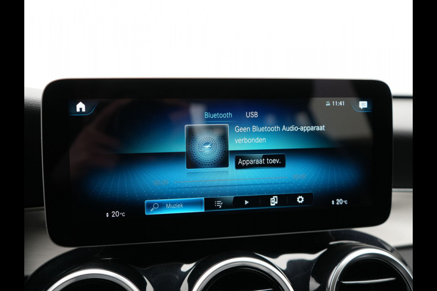 Mercedes-Benz GLC 300e 4MATIC Premium Plug In Hybrid 320pk PHEV | Trekhaak af fabriek | Apple Carplay | Keyless | DAB | Lederen Sportstoelen | Navi Full Map | BLIS |