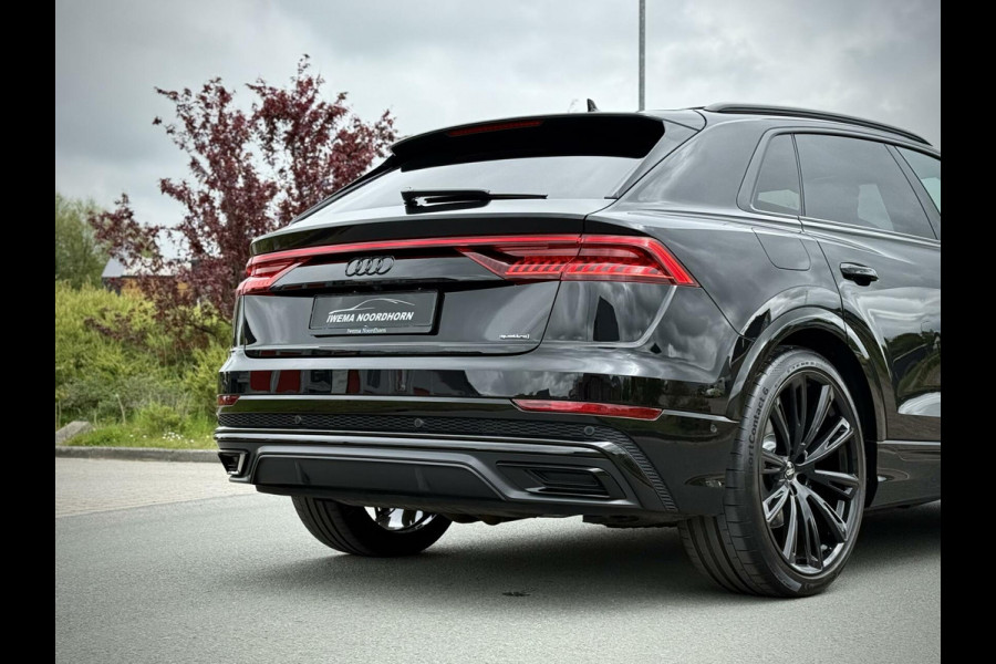 Audi Q8 55 TFSI e quattro S-Line Panoramadak|B&O|Keyless|Head-Up|Camera 360°|Matrix