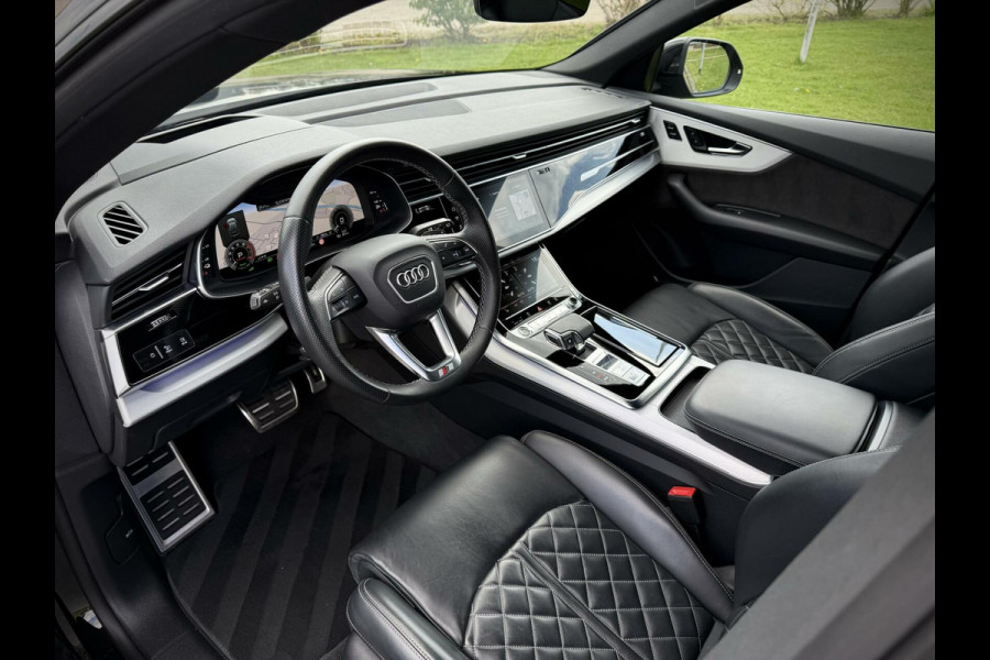 Audi Q8 55 TFSI e quattro S-Line Panoramadak|B&O|Keyless|Head-Up|Camera 360°|Matrix