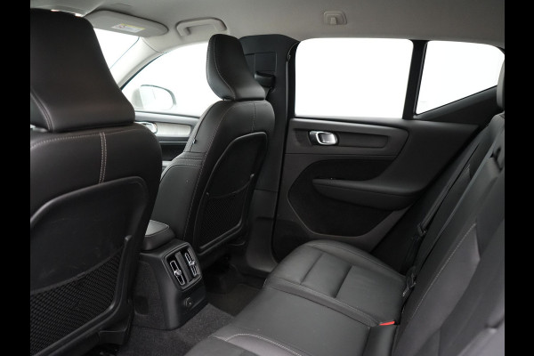 Volvo XC40 T5 Recharge Inscription Plug In Hybrid 261pk PHEV | Trekhaak af Fabriek | Adaptive Cruise | Lederen Sportstoelen Memory | Harman Kardon | Pilot Assist | Camera | 19"L.M |