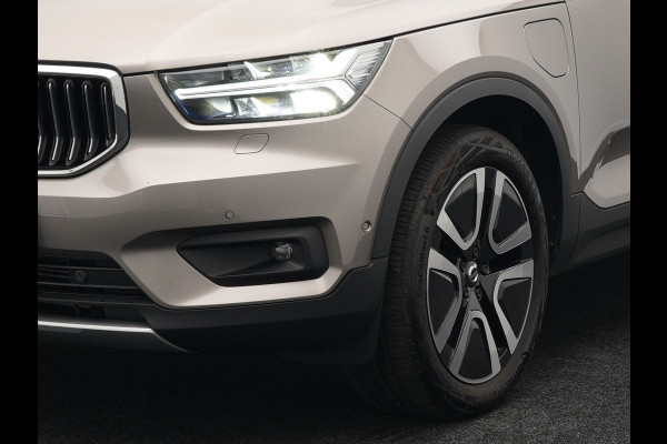 Volvo XC40 T5 Recharge Inscription Plug In Hybrid 261pk PHEV | Trekhaak af Fabriek | Adaptive Cruise | Lederen Sportstoelen Memory | Harman Kardon | Pilot Assist | Camera | 19"L.M |