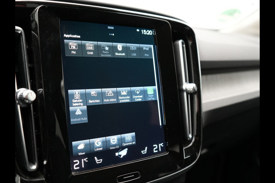 Volvo XC40 T5 Recharge Inscription Plug In Hybrid 261pk PHEV | Trekhaak af Fabriek | Adaptive Cruise | Lederen Sportstoelen Memory | Harman Kardon | Pilot Assist | Camera | 19"L.M |