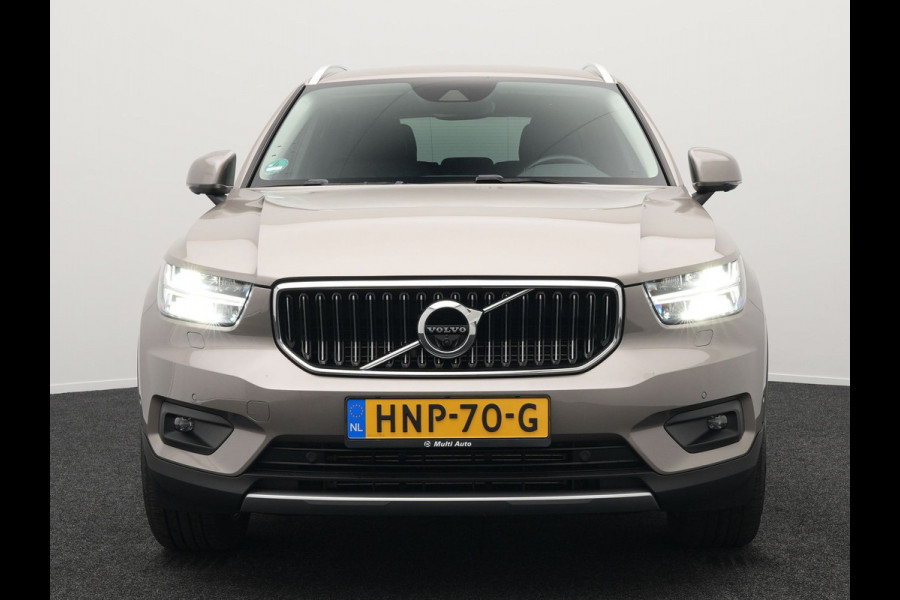 Volvo XC40 T5 Recharge Inscription Plug In Hybrid 261pk PHEV | Trekhaak af Fabriek | Adaptive Cruise | Lederen Sportstoelen Memory | Harman Kardon | Pilot Assist | Camera | 19"L.M |