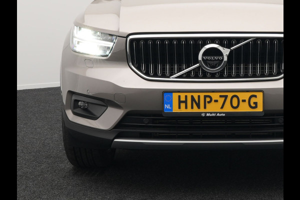 Volvo XC40 T5 Recharge Inscription Plug In Hybrid 261pk PHEV | Trekhaak af Fabriek | Adaptive Cruise | Lederen Sportstoelen Memory | Harman Kardon | Pilot Assist | Camera | 19"L.M |