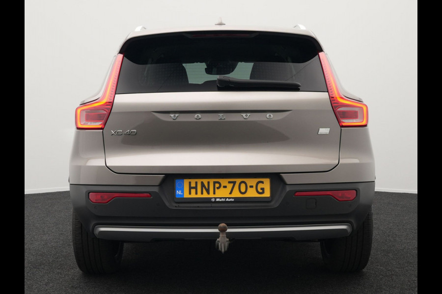 Volvo XC40 T5 Recharge Inscription Plug In Hybrid 261pk PHEV | Trekhaak af Fabriek | Adaptive Cruise | Lederen Sportstoelen Memory | Harman Kardon | Pilot Assist | Camera | 19"L.M |