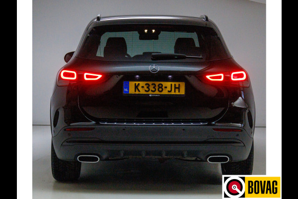 Mercedes-Benz GLA 200 Business Solution AMG | Panoramadak | Multibeam led | Keyless | Verwarmde memorystoelen Fender audio, Navigatie, Ambianceverlichting, Achteruitrijcamera