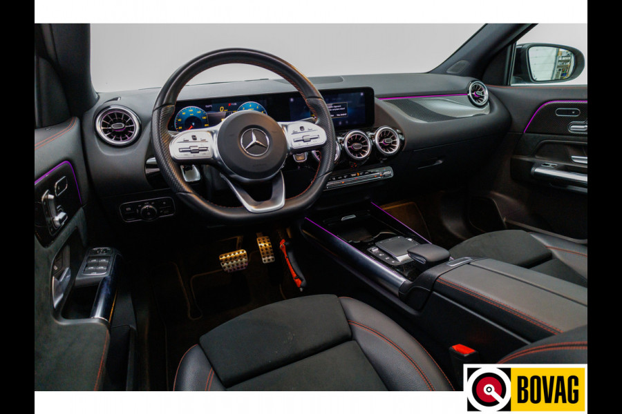 Mercedes-Benz GLA 200 Business Solution AMG | Panoramadak | Multibeam led | Keyless | Verwarmde memorystoelen Fender audio, Navigatie, Ambianceverlichting, Achteruitrijcamera