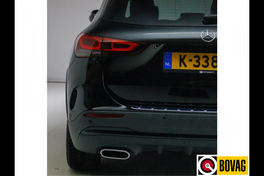 Mercedes-Benz GLA 200 Business Solution AMG | Panoramadak | Multibeam led | Keyless | Verwarmde memorystoelen Fender audio, Navigatie, Ambianceverlichting, Achteruitrijcamera
