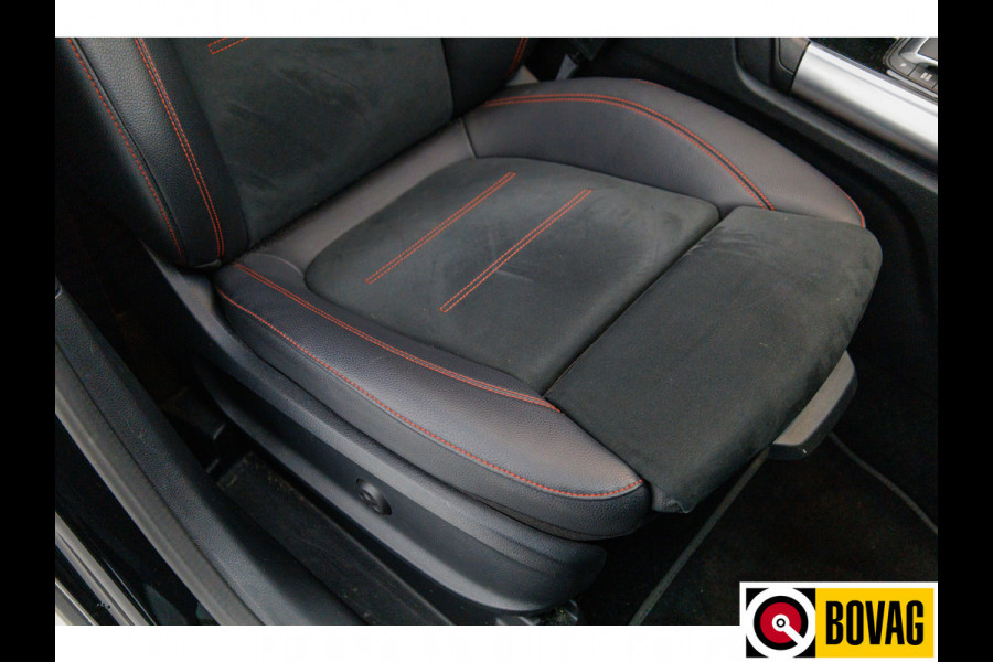 Mercedes-Benz GLA 200 Business Solution AMG | Panoramadak | Multibeam led | Keyless | Verwarmde memorystoelen Fender audio, Navigatie, Ambianceverlichting, Achteruitrijcamera