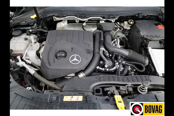 Mercedes-Benz GLA 200 Business Solution AMG | Panoramadak | Multibeam led | Keyless | Verwarmde memorystoelen Fender audio, Navigatie, Ambianceverlichting, Achteruitrijcamera