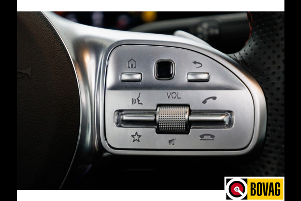 Mercedes-Benz GLA 200 Business Solution AMG | Panoramadak | Multibeam led | Keyless | Verwarmde memorystoelen Fender audio, Navigatie, Ambianceverlichting, Achteruitrijcamera