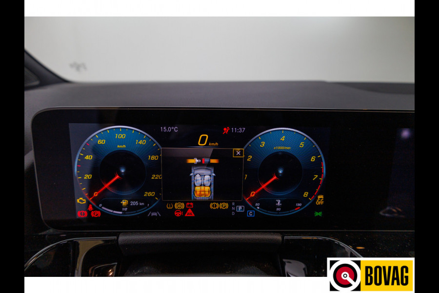 Mercedes-Benz GLA 200 Business Solution AMG | Panoramadak | Multibeam led | Keyless | Verwarmde memorystoelen Fender audio, Navigatie, Ambianceverlichting, Achteruitrijcamera
