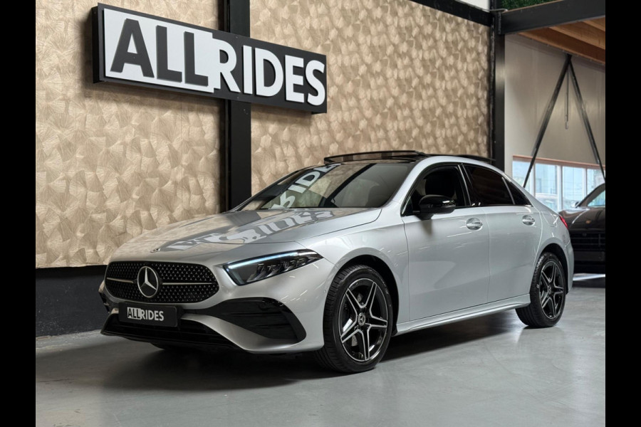 Mercedes-Benz A-Klasse 250 e AMG Line | pano | sfeerverlichting | camera | Stoelverwarming | keyless