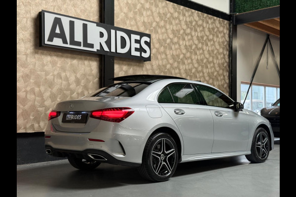 Mercedes-Benz A-Klasse 250 e AMG Line | pano | sfeerverlichting | camera | Stoelverwarming | keyless