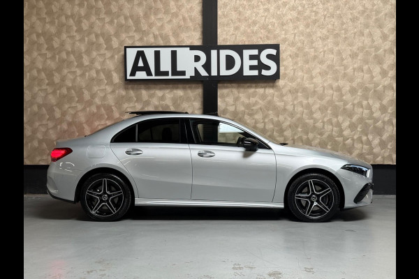 Mercedes-Benz A-Klasse 250 e AMG Line | pano | sfeerverlichting | camera | Stoelverwarming | keyless