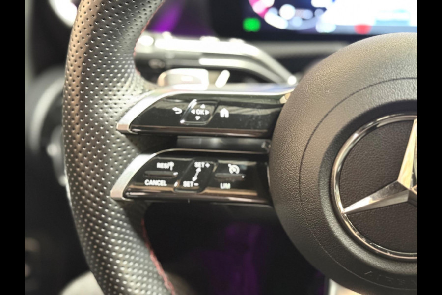 Mercedes-Benz A-Klasse 250 e AMG Line | pano | sfeerverlichting | camera | Stoelverwarming | keyless