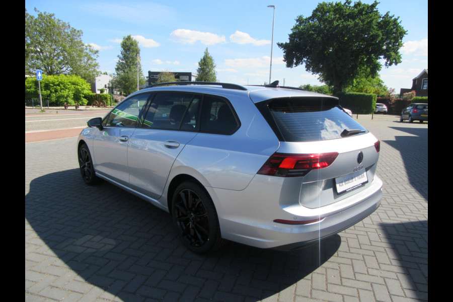 Volkswagen GOLF Variant 1.0 eTSI DSG Life, Navigatie, Camera, Standverw. 18 Inch