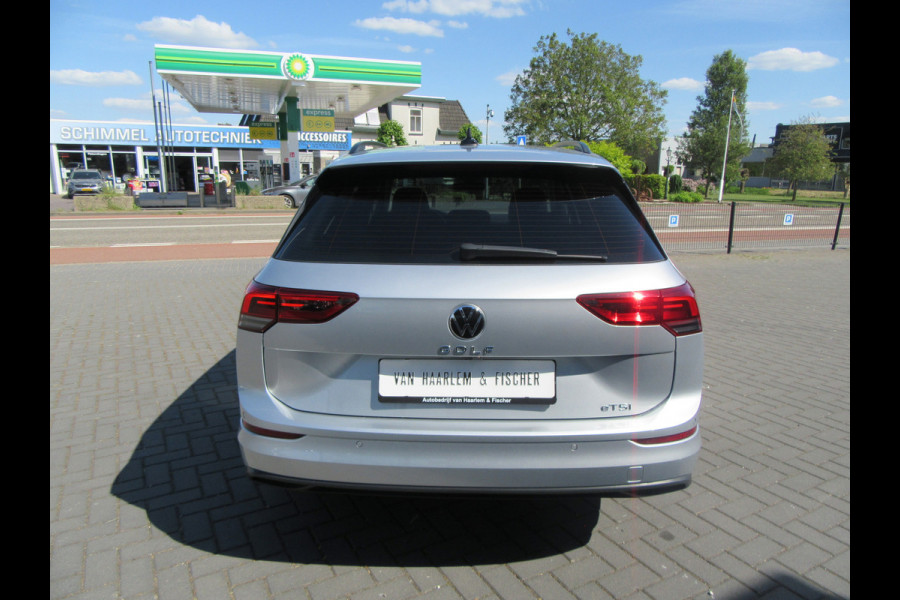 Volkswagen GOLF Variant 1.0 eTSI DSG Life, Navigatie, Camera, Standverw. 18 Inch